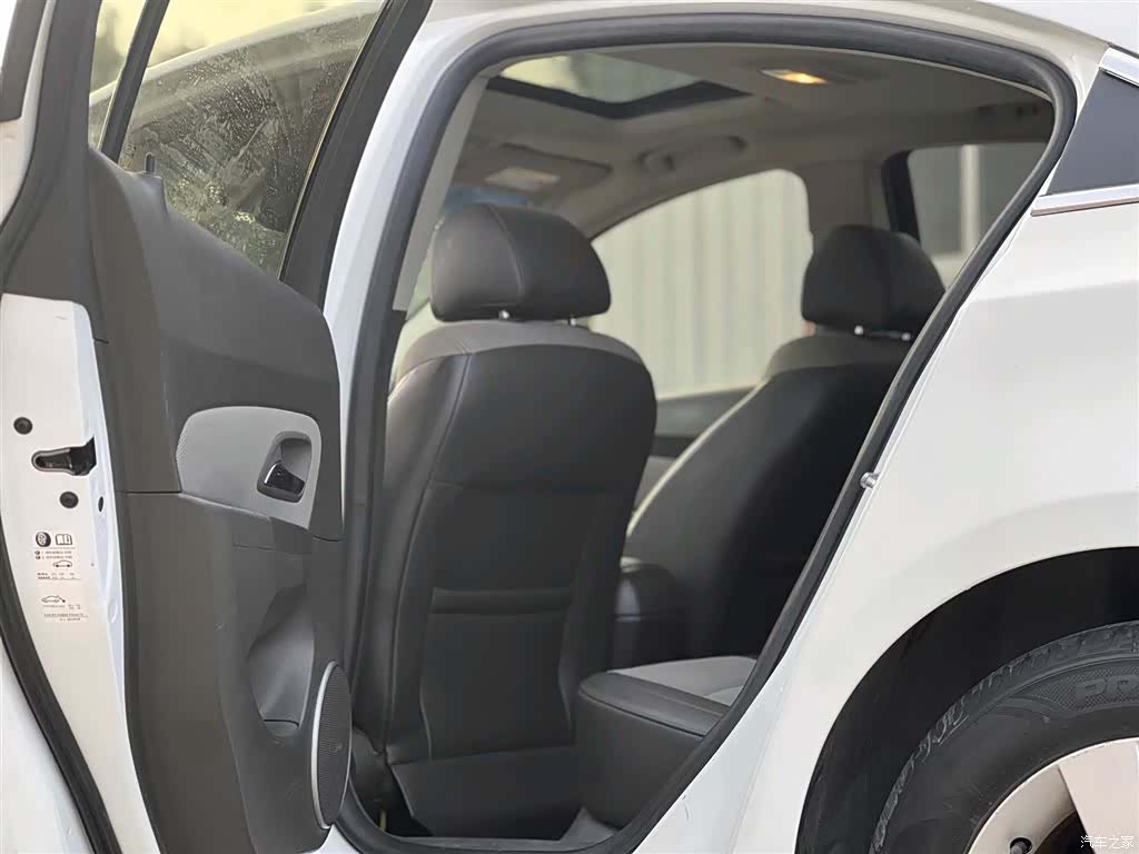 Chevrolet SE, 2014 7