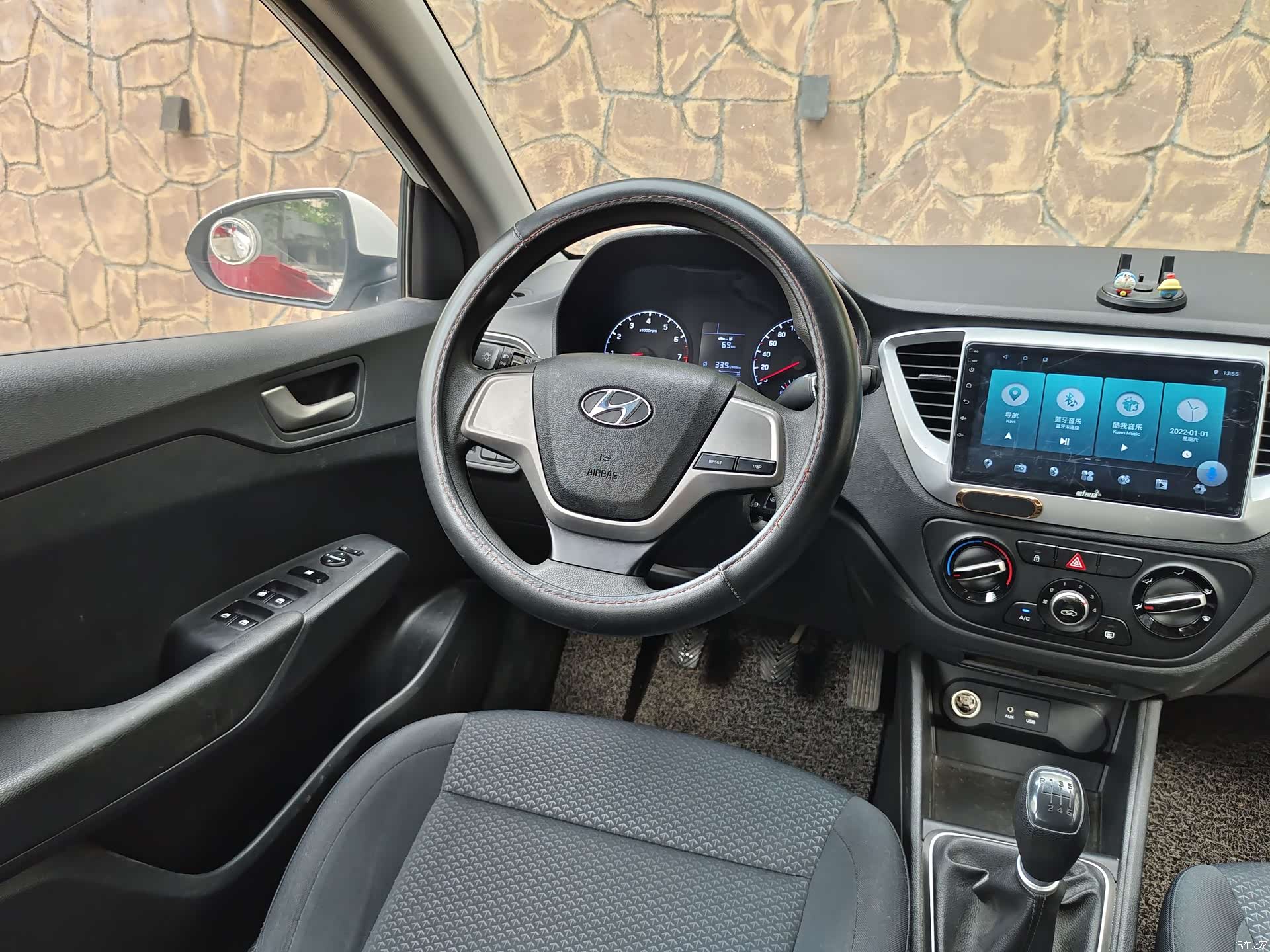 Hyundai GLS, 2017 13