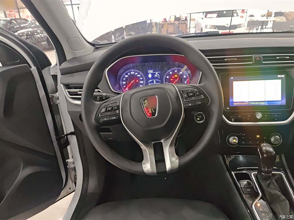 Roewe RX3, 2019 11