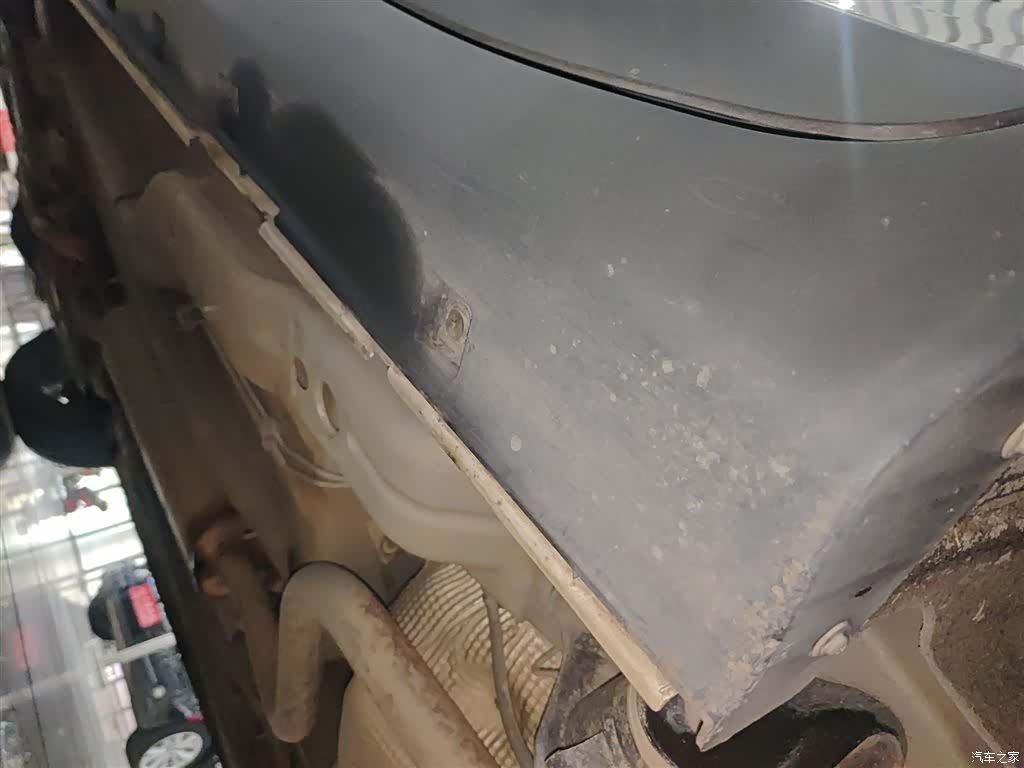 Roewe RX3, 2019 22