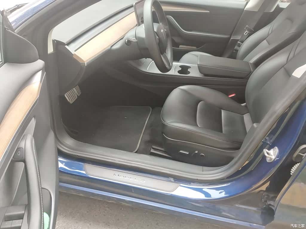 Tesla Model 3, 2021 14