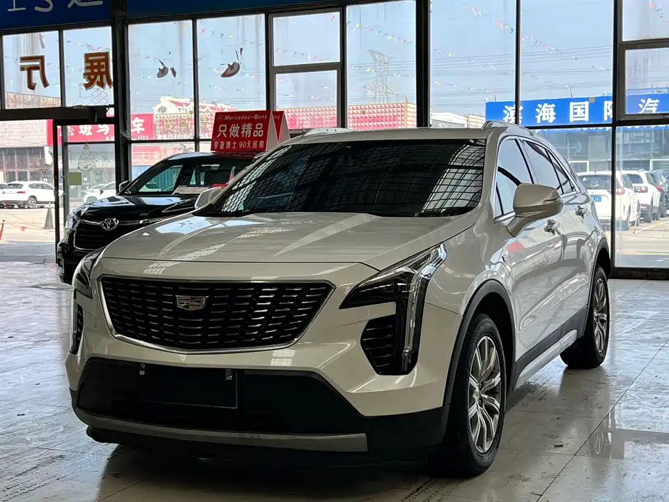 Cadillac XT4