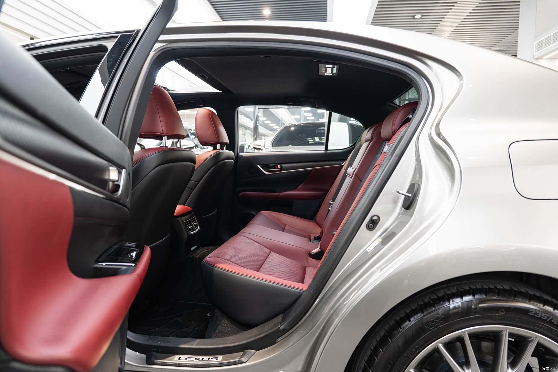Lexus GS, 2017 10