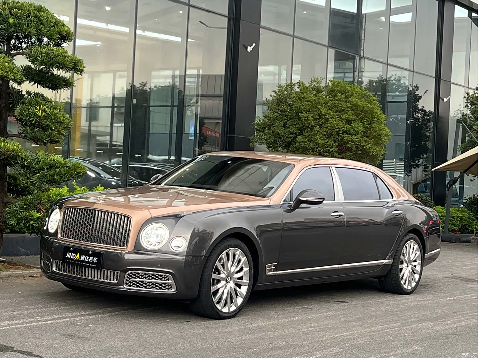 Bentley Mulsanne, 2018 1