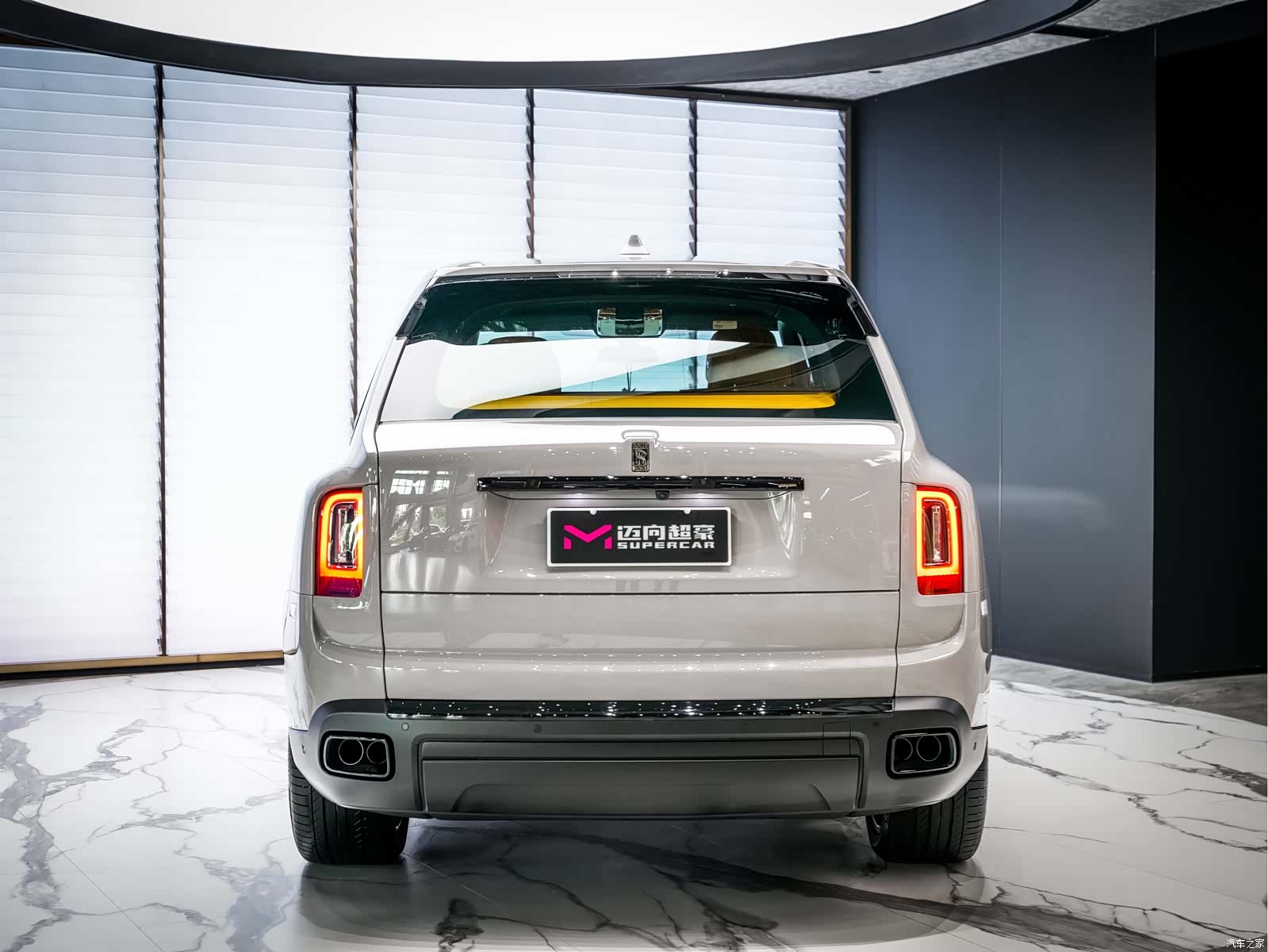 Rolls-Royce Cullinan, 2023 4