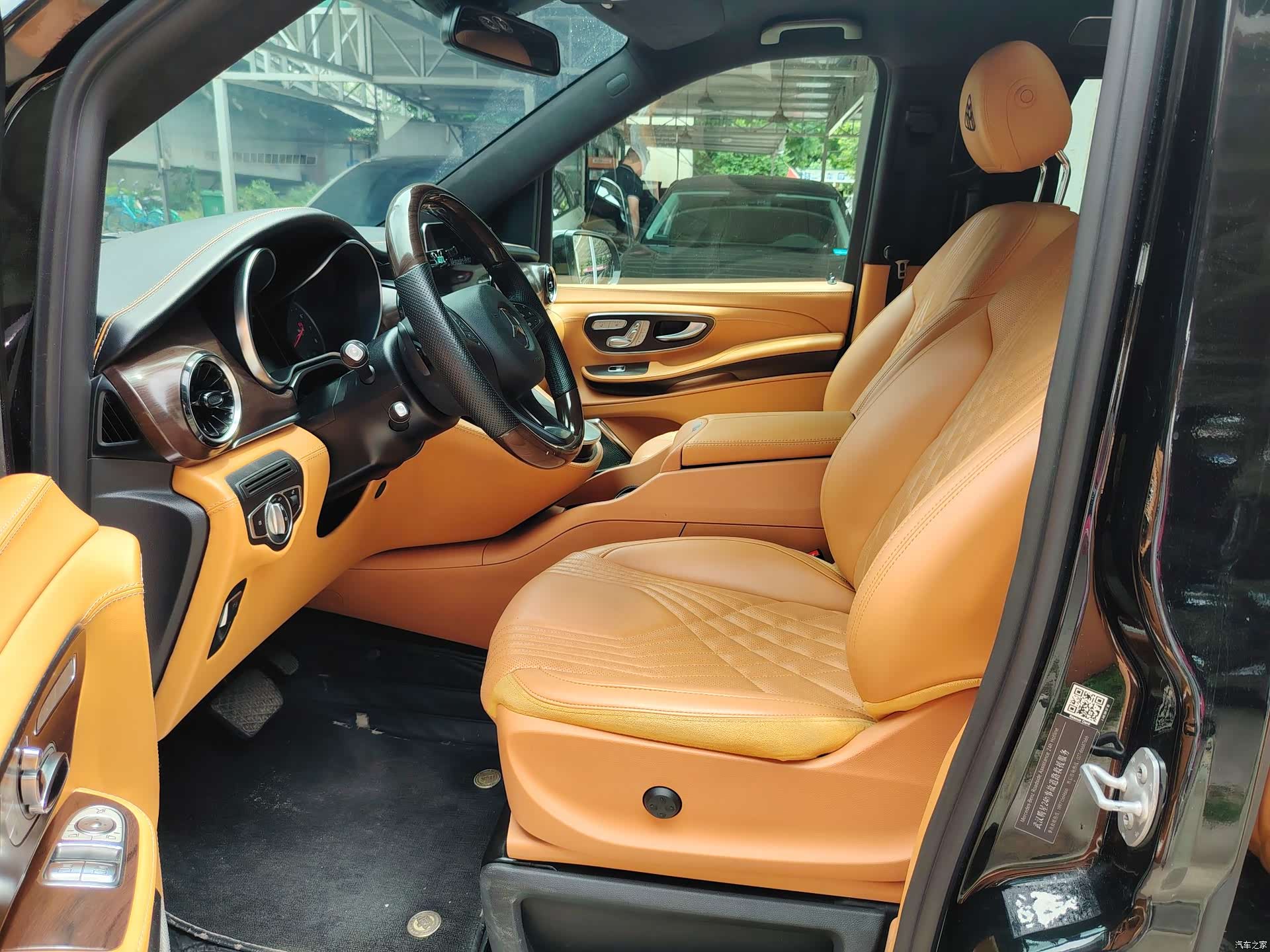 Mercedes-Benz V-Class, 2022 6