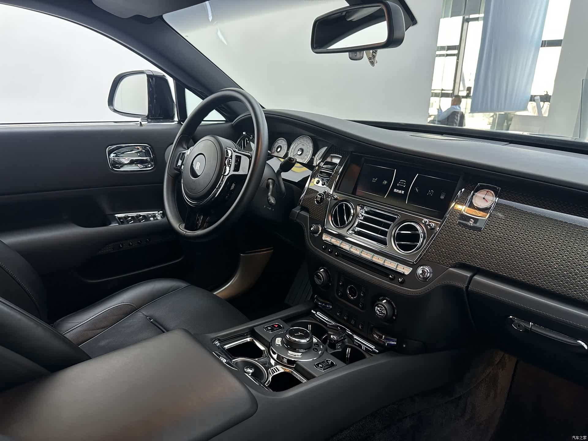 Rolls-Royce Wraith, 2017 12