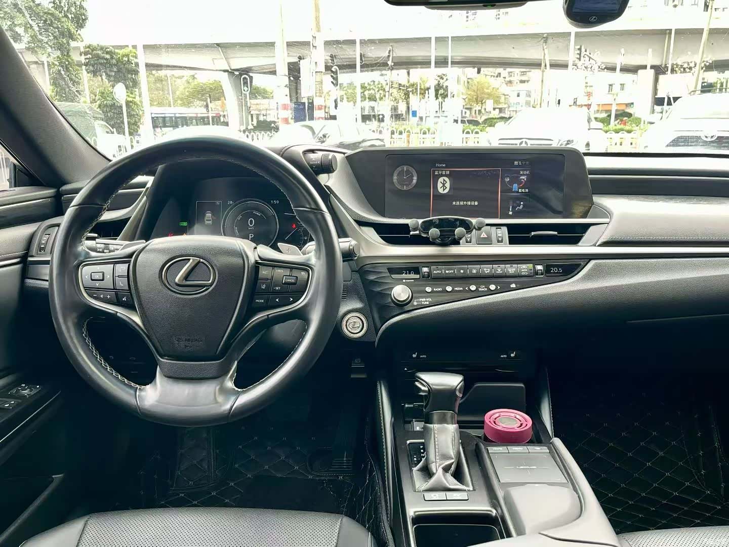 Lexus ES, 2020 4