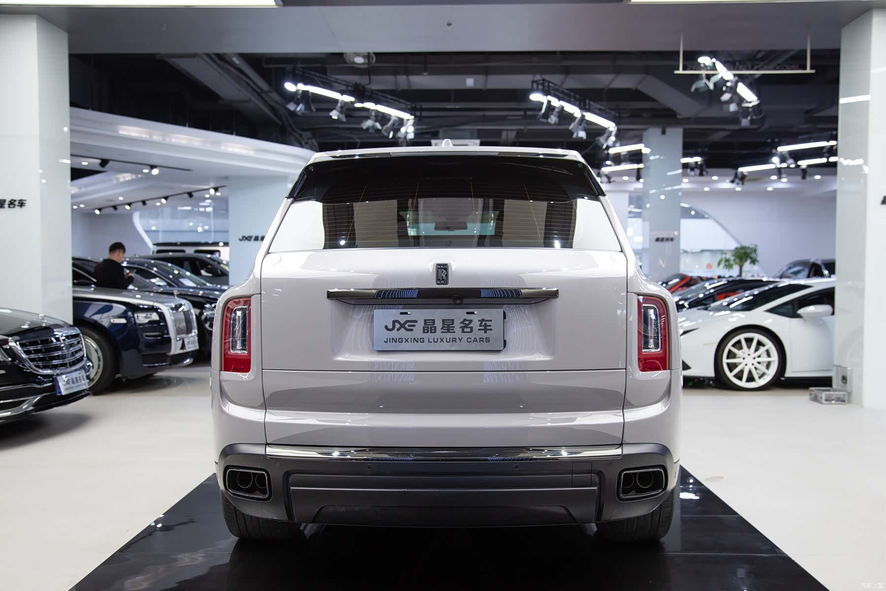Rolls-Royce Cullinan, 2021 14