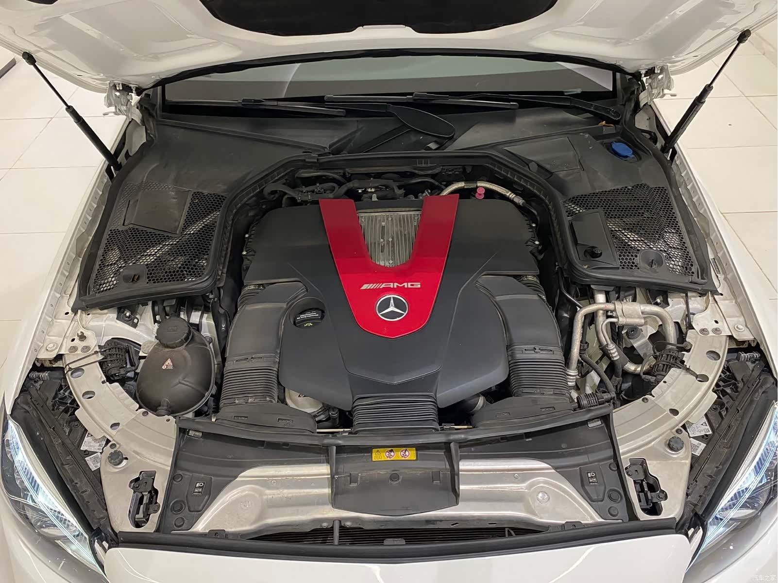 Mercedes-Benz C-Class, 2019 11