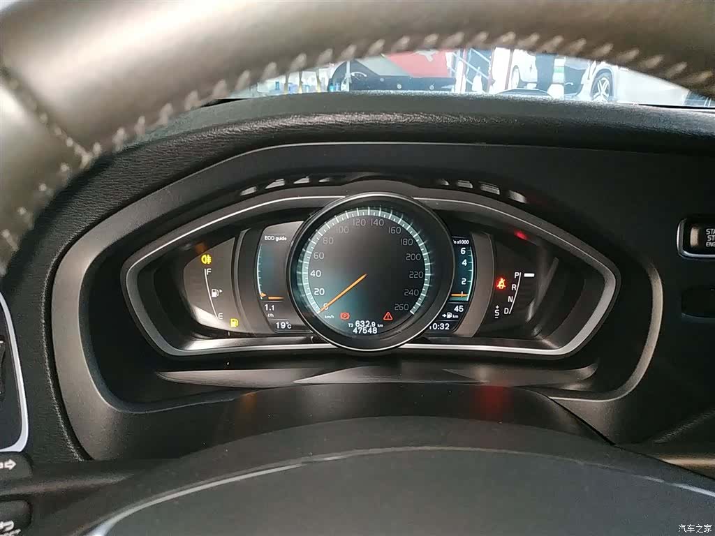 Volvo V40, 2019 12
