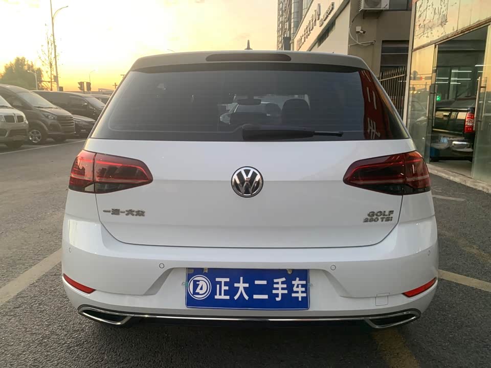 Volkswagen golf