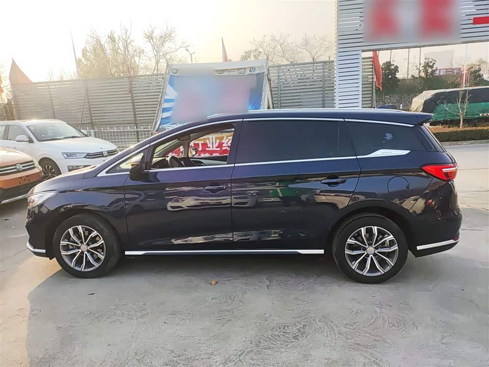 BYD Song MAX