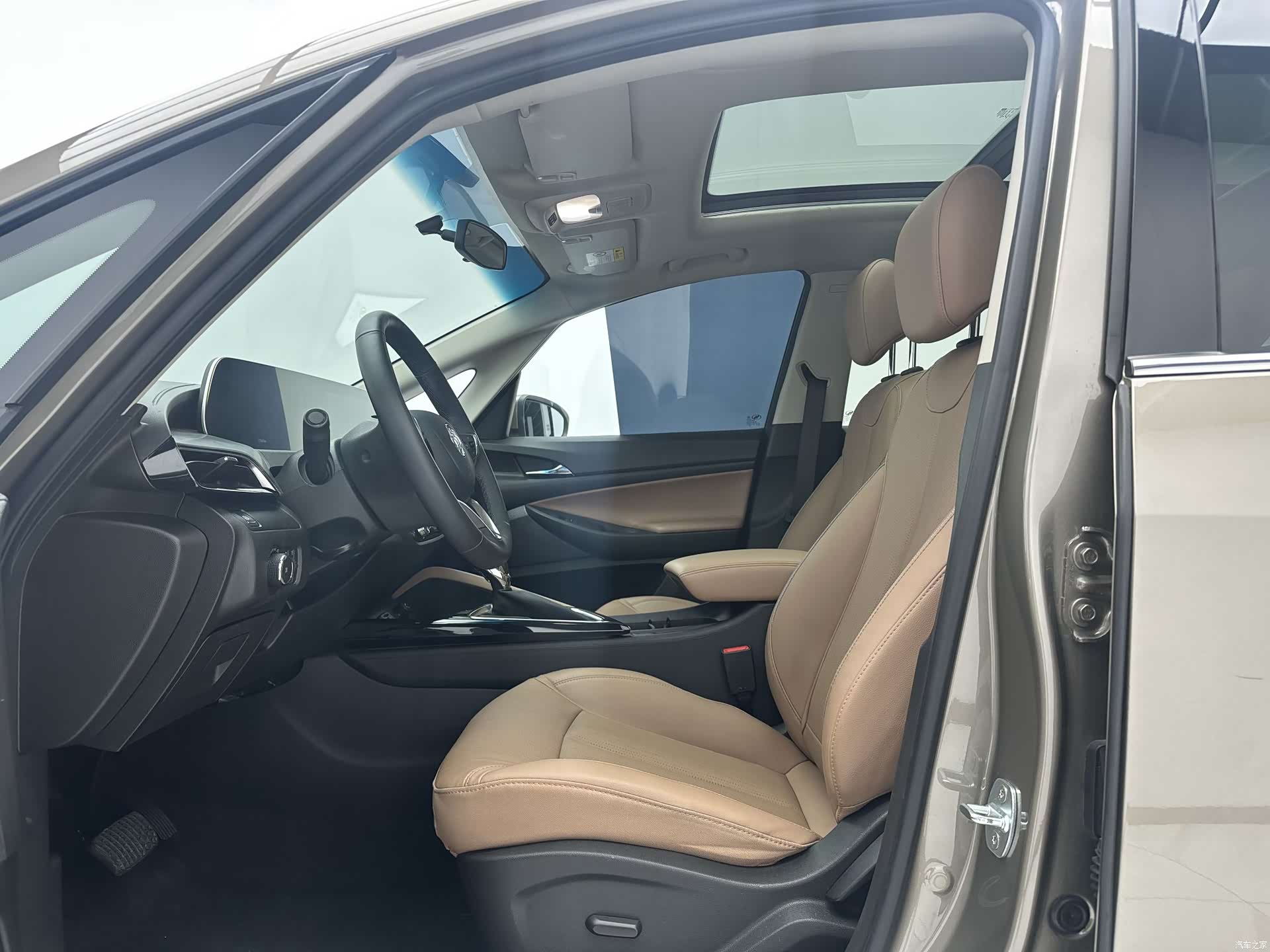 Buick GL6, 2023 все фото