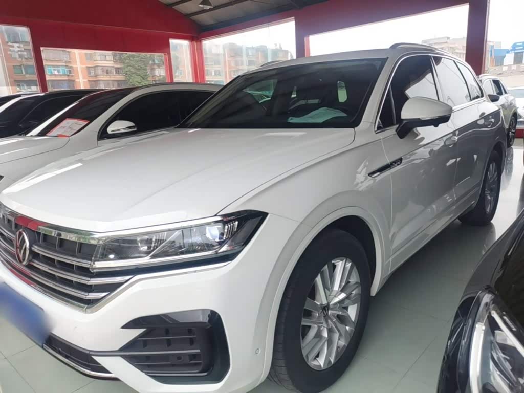 Volkswagen Touareg 2021 2.0TSI