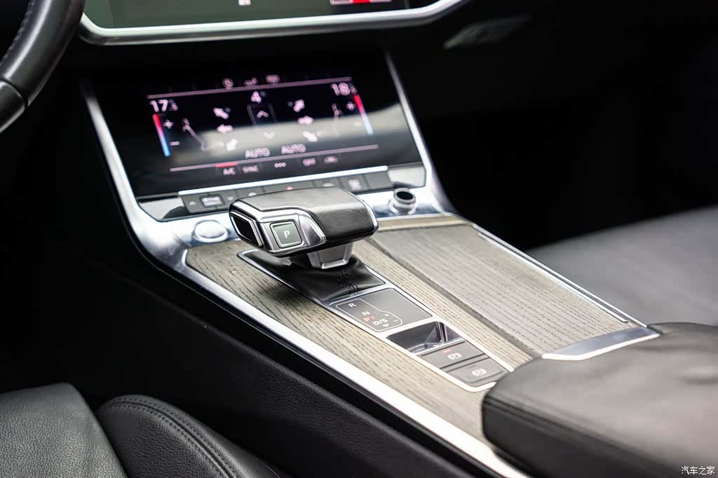 Audi A6L, 2019 13