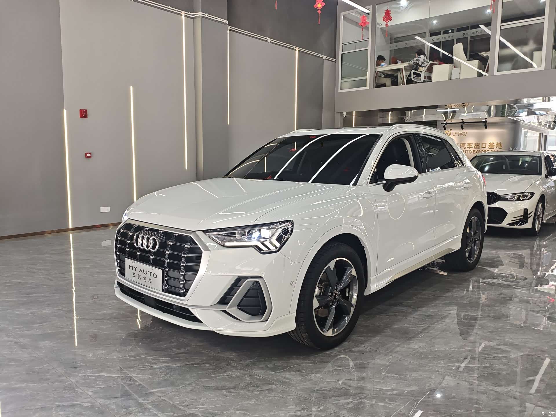 Audi Q3, 2022 1