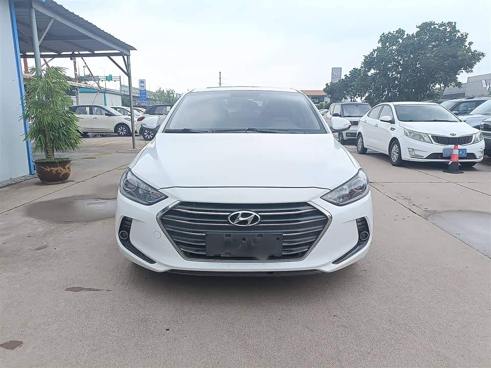 Hyundai Lead