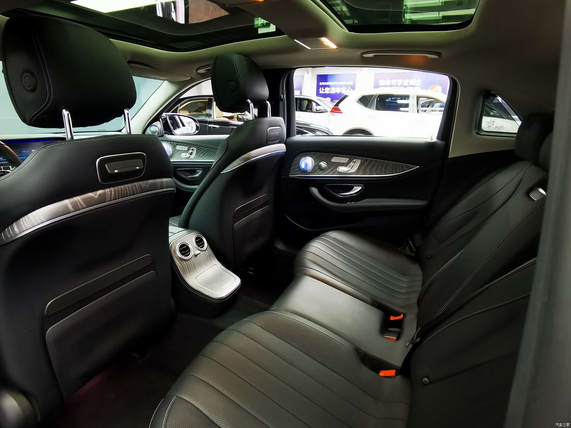 Mercedes-Benz E-Class, 2021 10