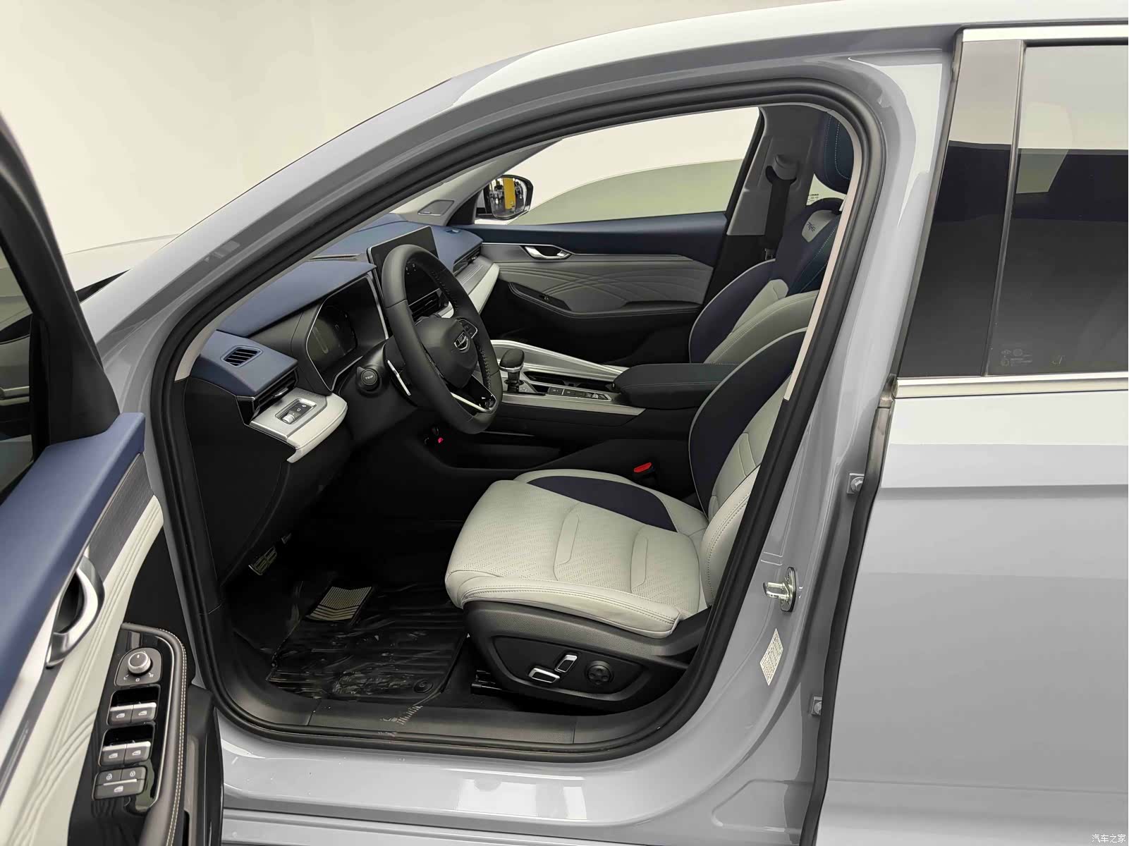 Geely Preface, 2023 16