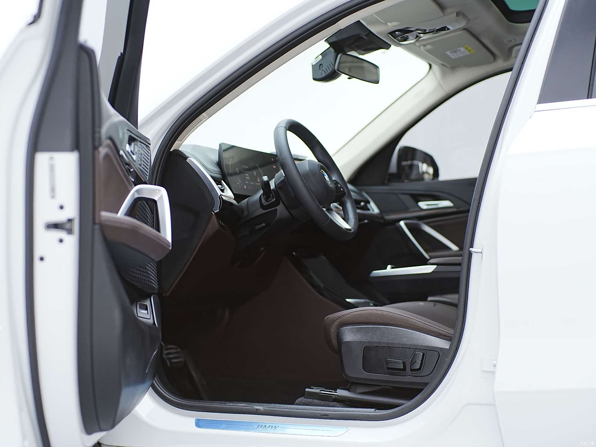 BMW X1, 2023 13