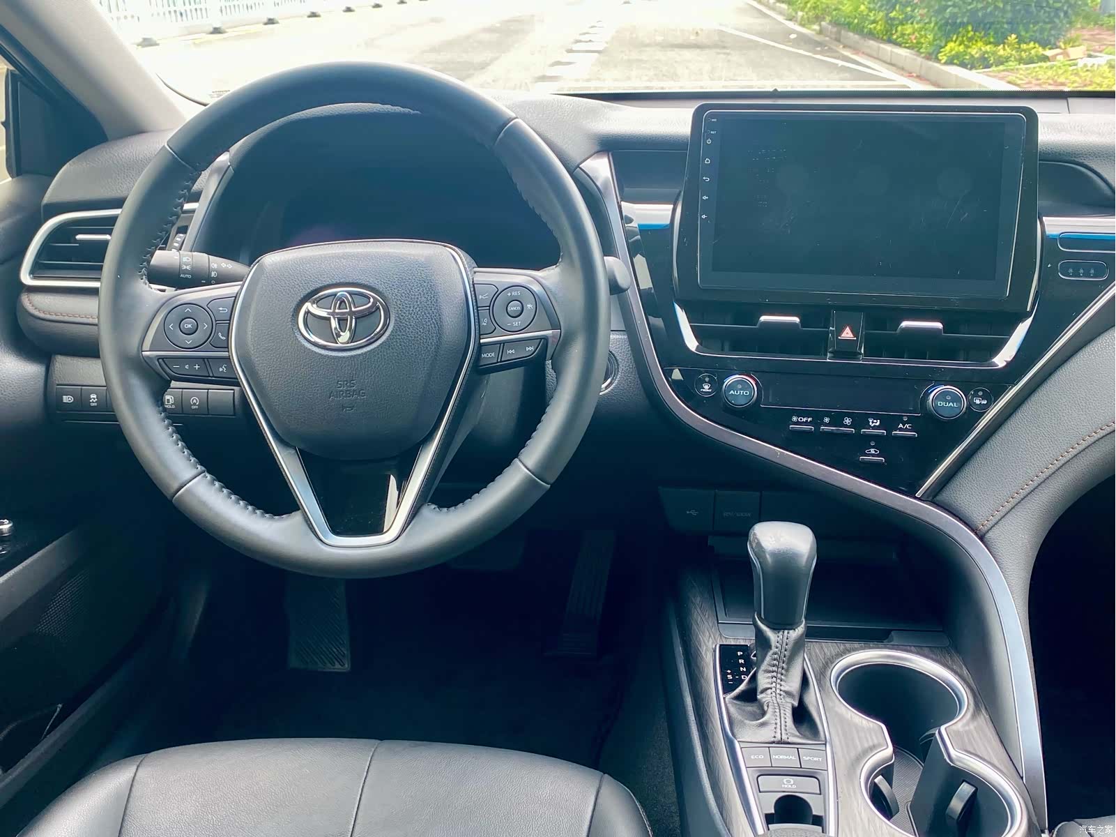 Toyota Camry, 2022 6