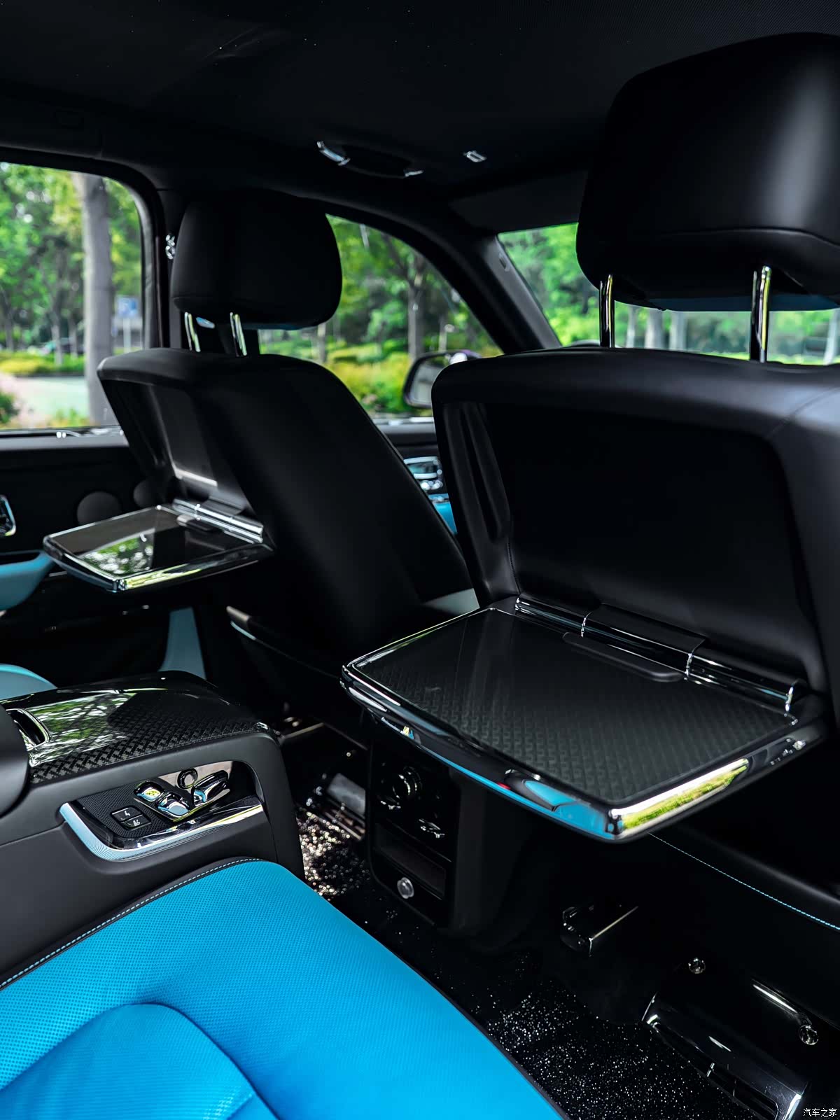 Rolls-Royce Cullinan, 2020 13