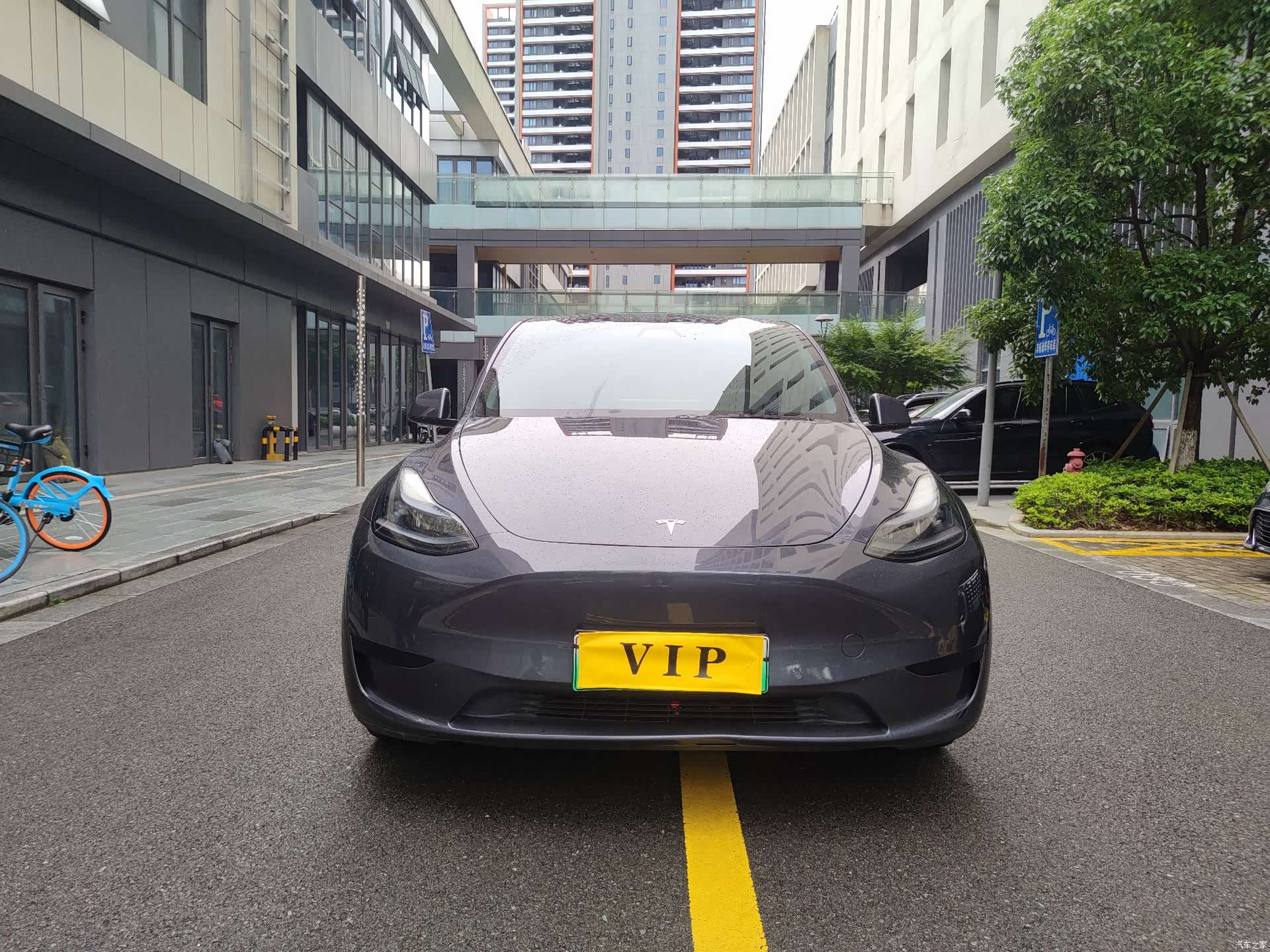 Tesla Model Y, 2022 2