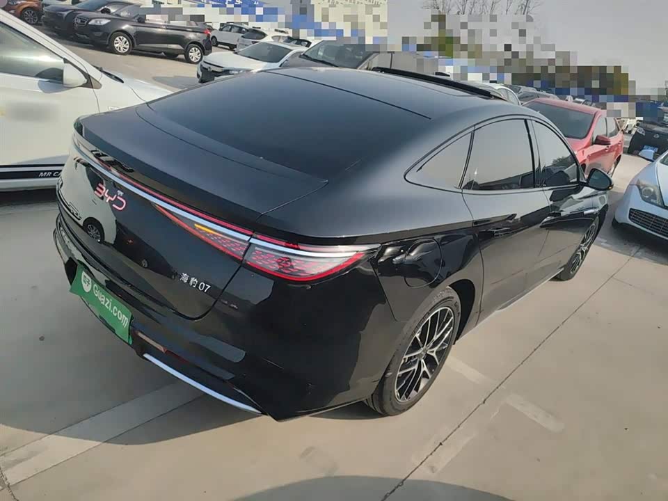BYD Seal 07 DM-i