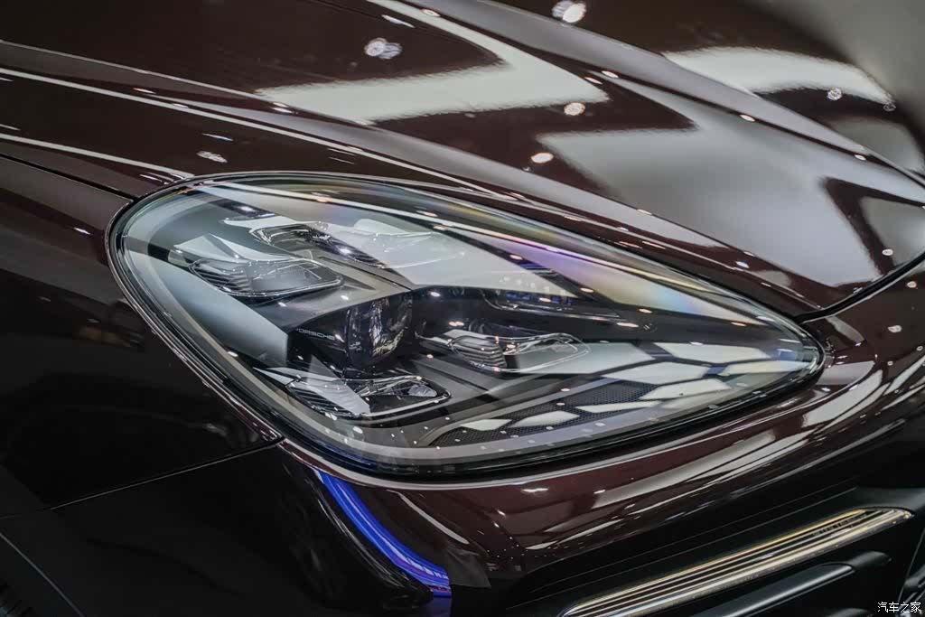 Porsche Cayenne, 2019 все фото