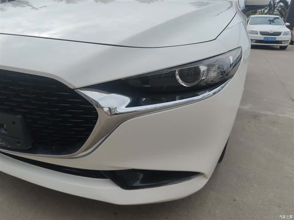 Mazda Mazda3, 2023 18
