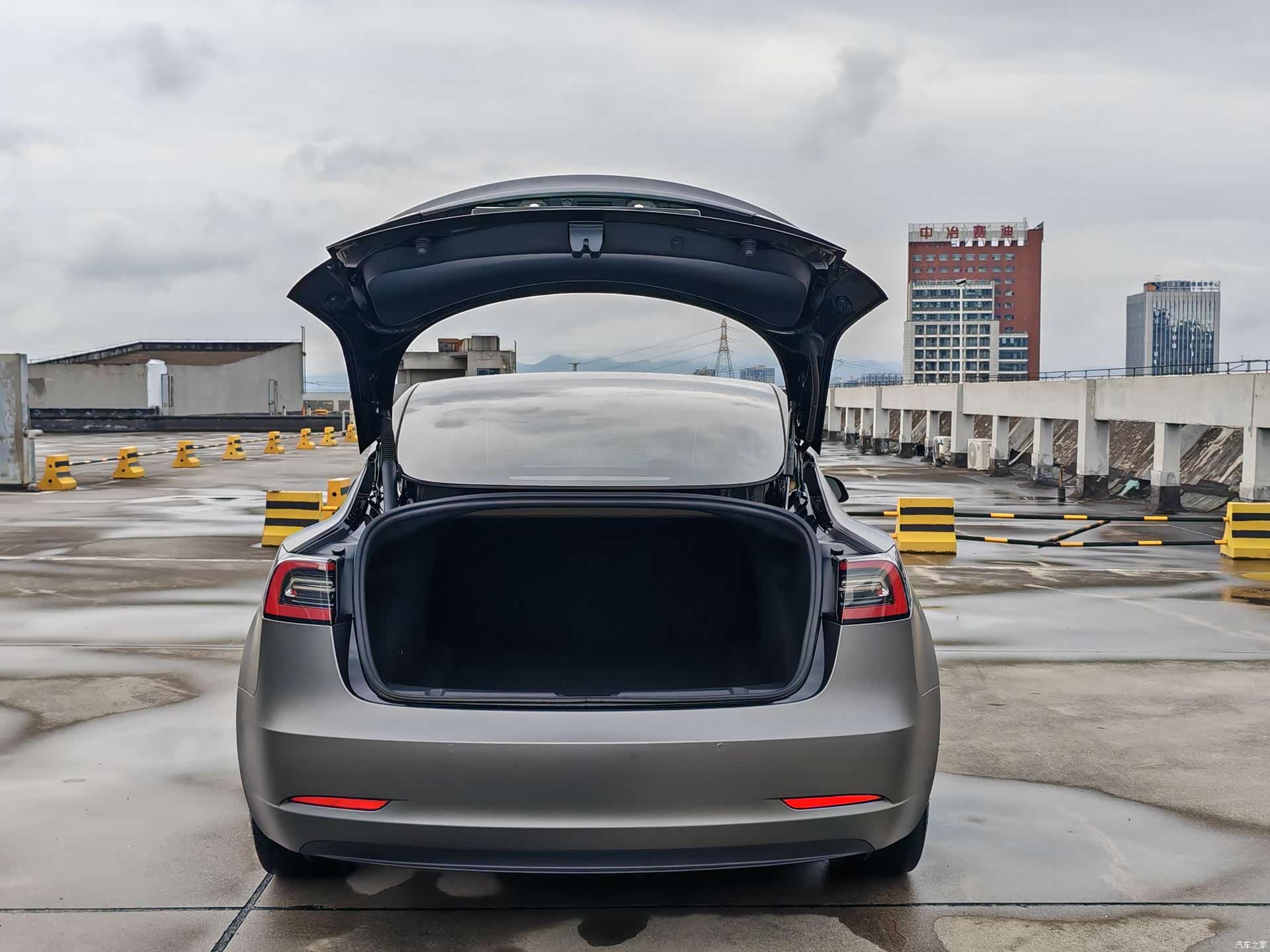 Tesla Model 3, 2022 11