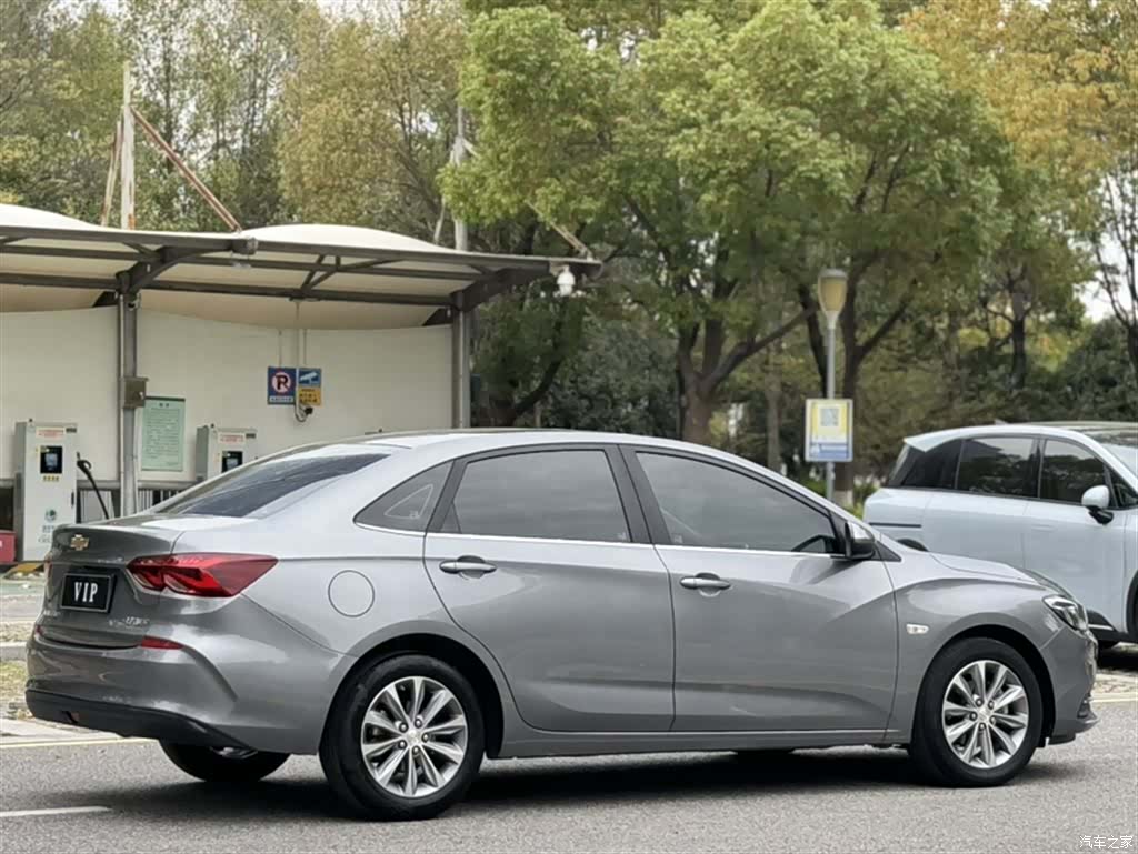 Chevrolet 320, 2021 25