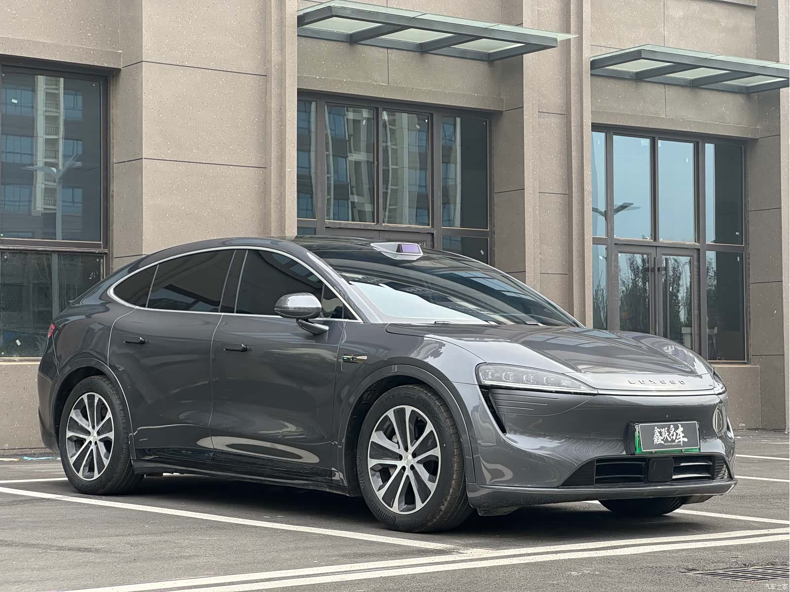 Luxeed R7, 2025 3