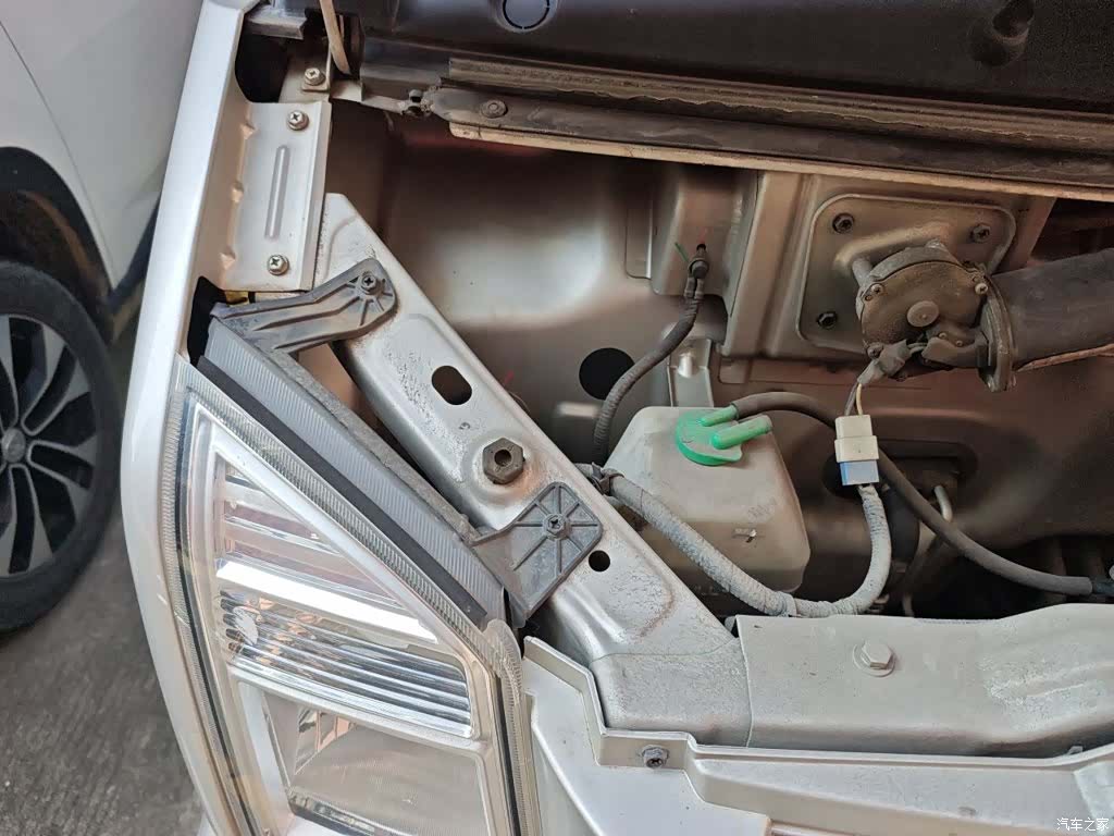DongFeng C35, 2021 21