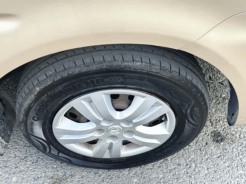 DongFeng M5, 2019 16
