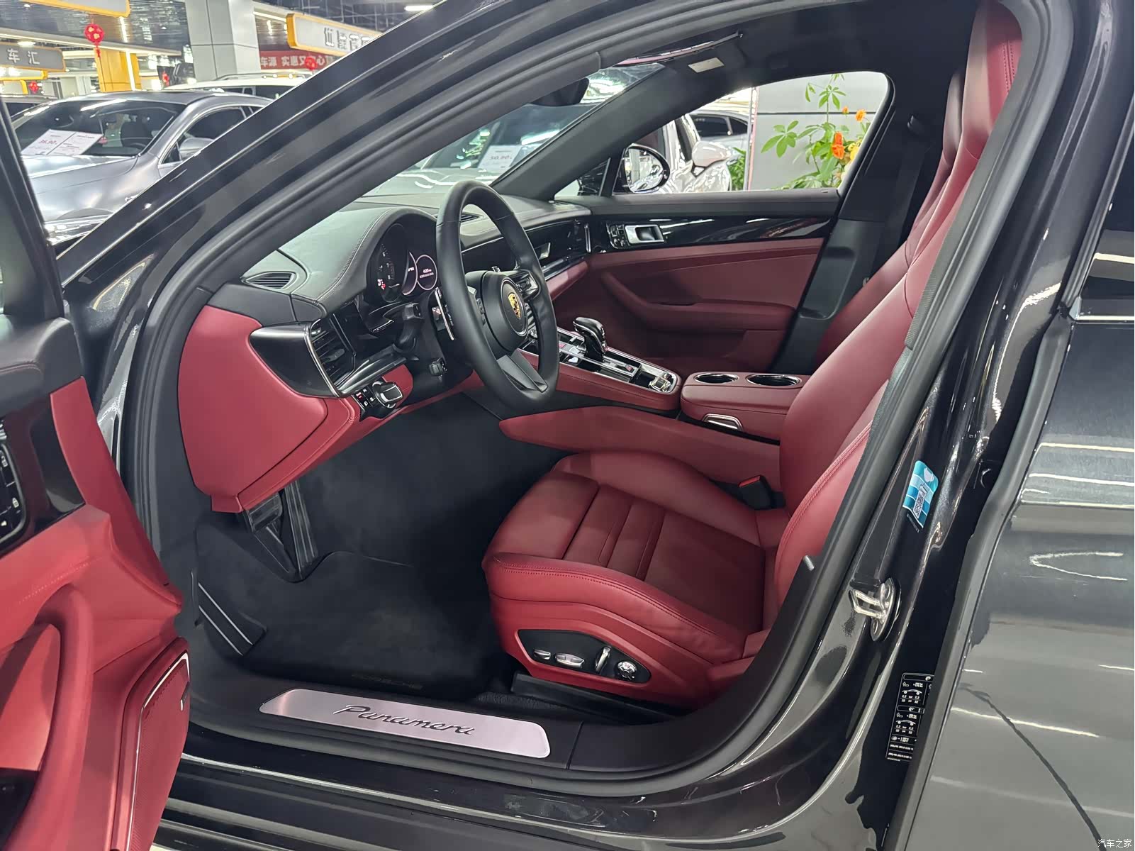 Porsche Panamera, 2021 все фото
