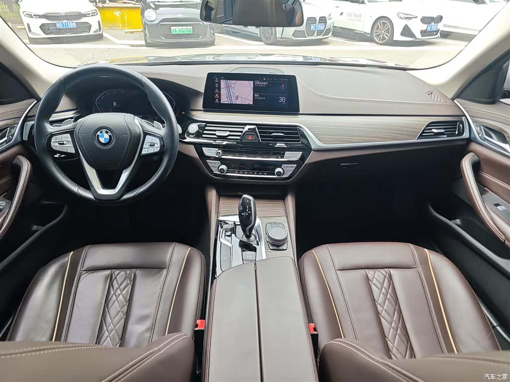 BMW 5 Series, 2020 все фото