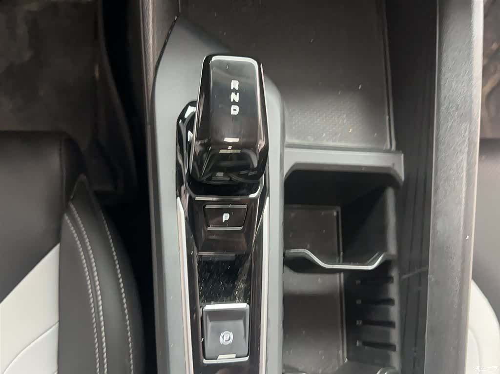 Geely Binray, 2024 10