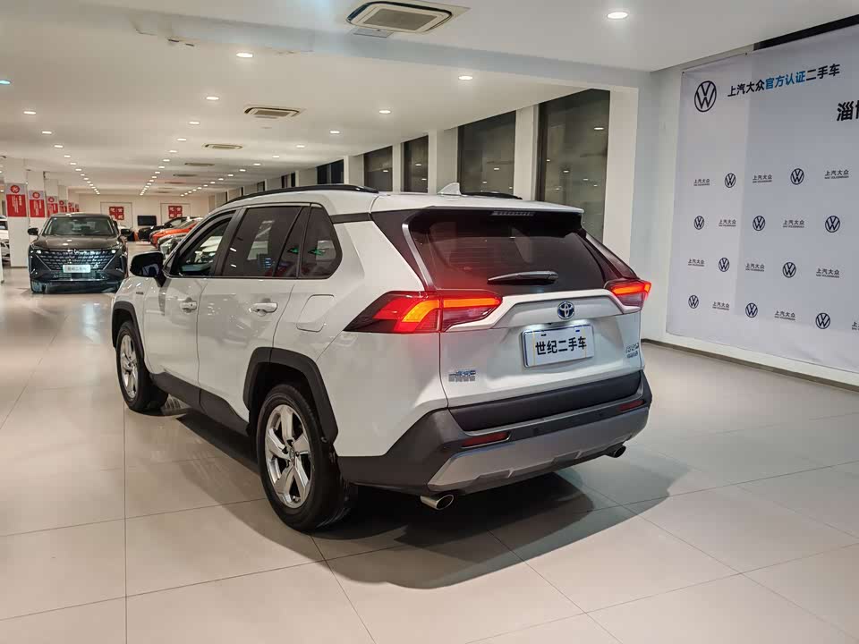 Toyota RAV4 Rongfang