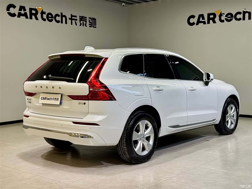 Volvo XC60, 2022 4