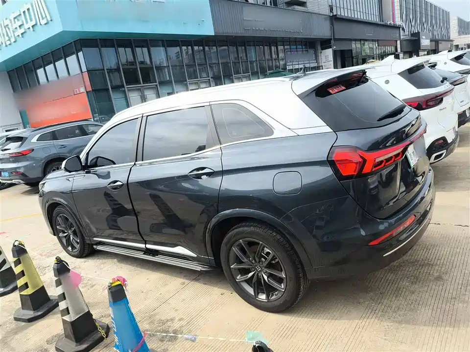 Landwind E5 PLUS