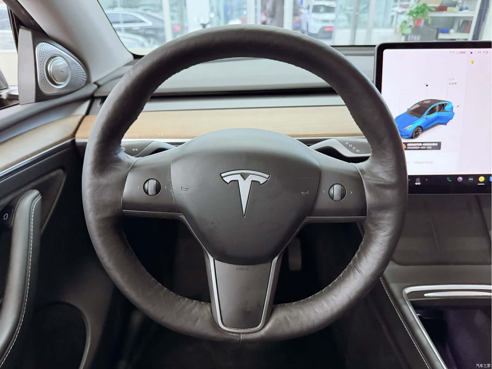 Tesla Model Y, 2021 12