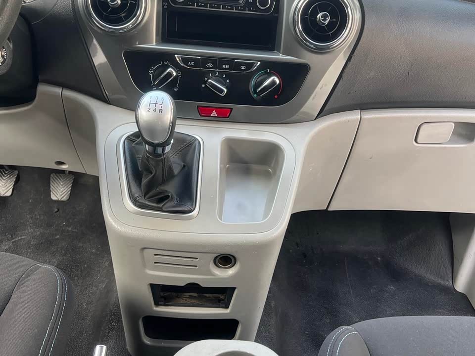 JAC Refine Ruifeng M3