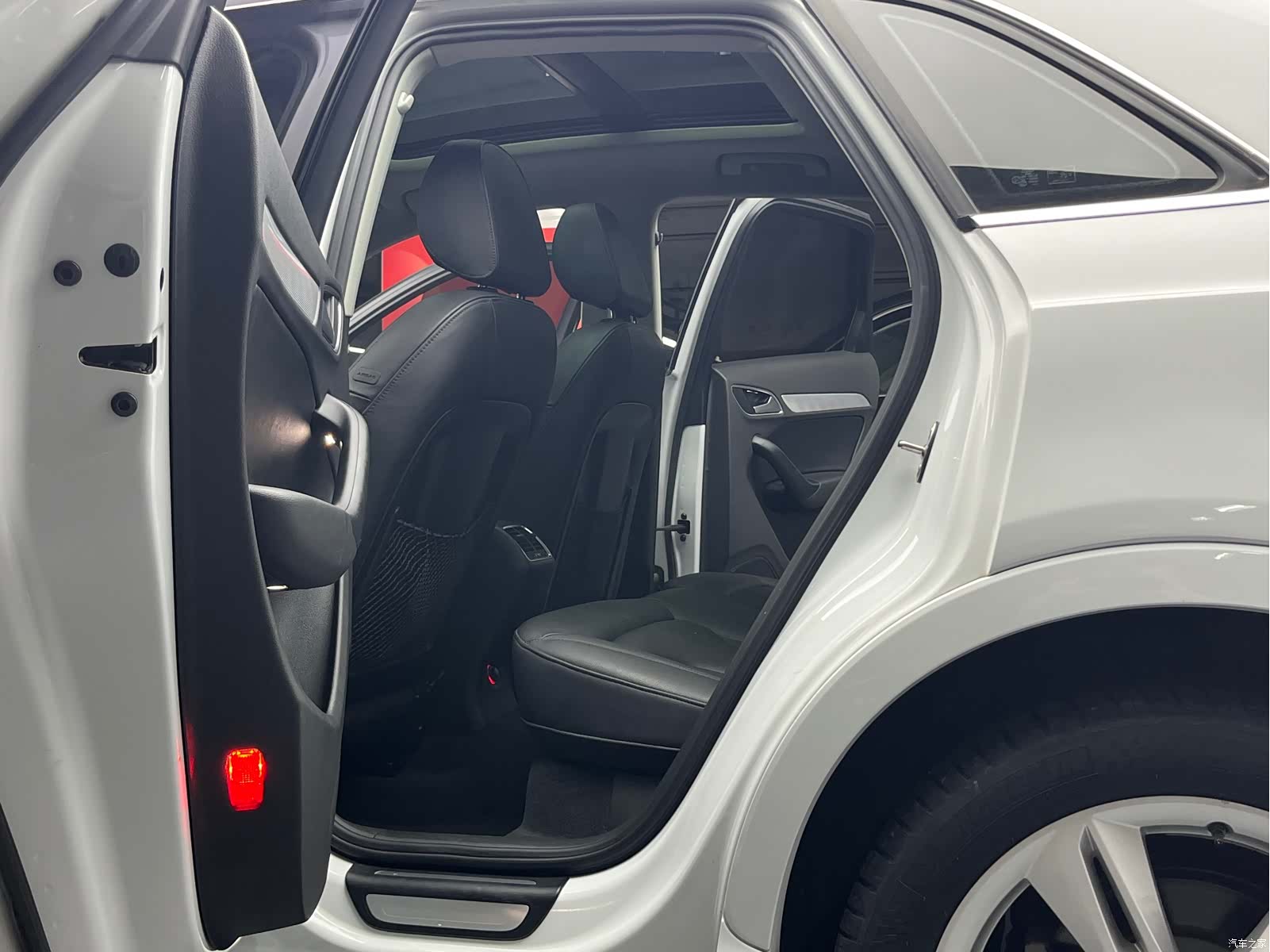 Audi Q3, 2017 12