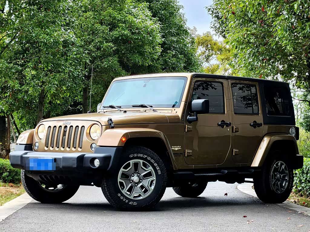 Jeep 2015 3.0L Sahara