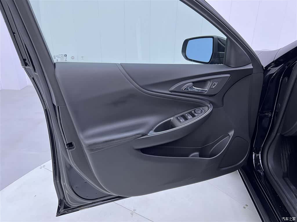 Chevrolet XL, 2023 26