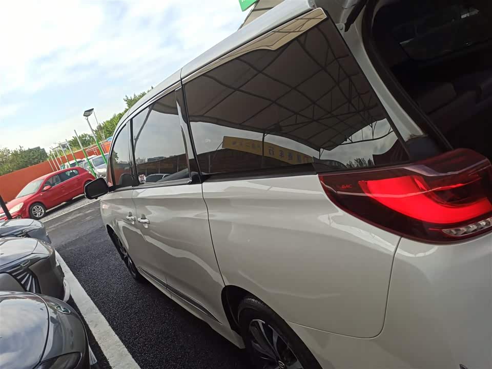 Trumpchi Trumpchi M8