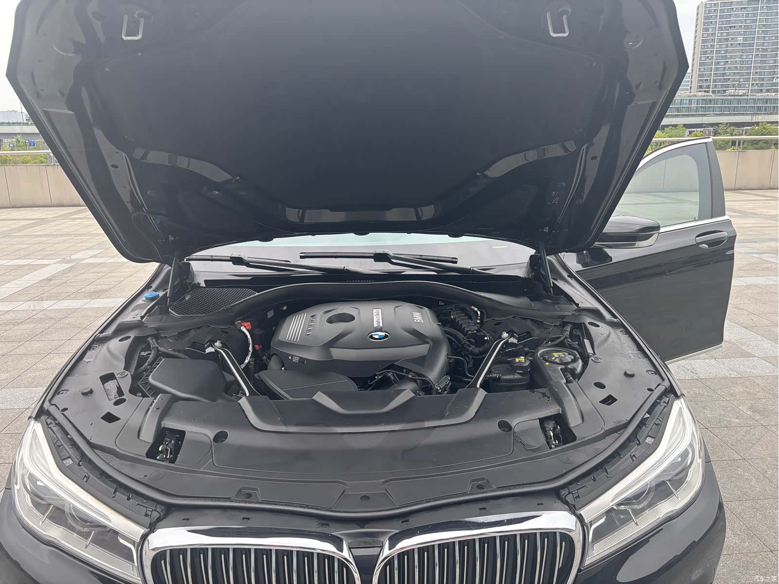 BMW 7 Series, 2017 11