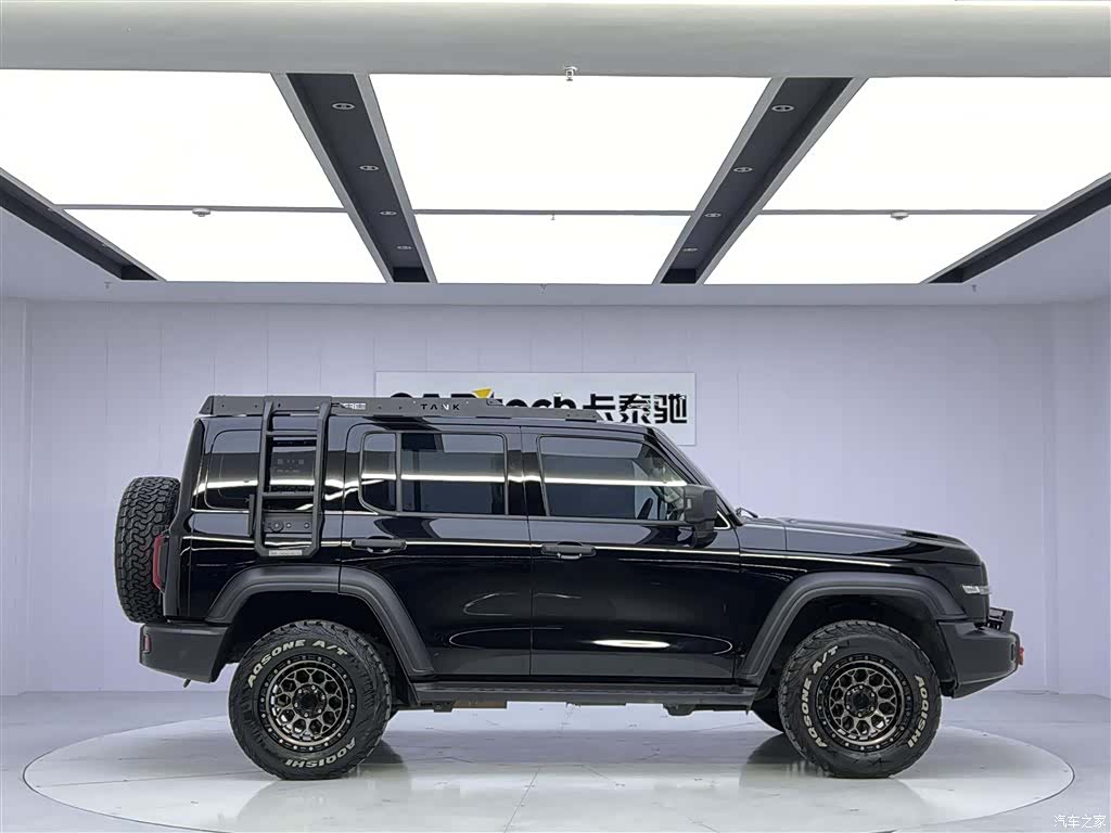 Tank 300, 2023 3